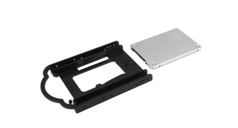 StarTech.com Bracket BRACKET125PT de Montaje para Discos Duros / SSD de 2.5″ en Bahías de 3.5 Pulgadas – Bracket Adaptador de 2.5″ a Bahía de 3.5″ – 1 x HDD admitido – 1 x SSD admitido – 1 x Bahía Total – 1 x Bahía 2,5″ – Plástico BRACKET DE MONTAJE DE DD SSDDE 2.5 PARA BAHIA DE 3.5